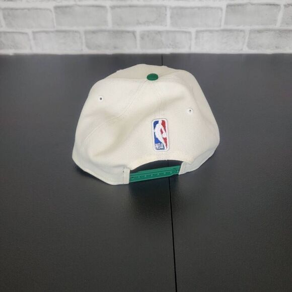 Boston Celtics Snapback - Picture 4 of 7